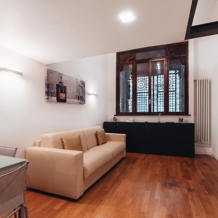 Charming De Togni Apartment Milano Exteriör bild